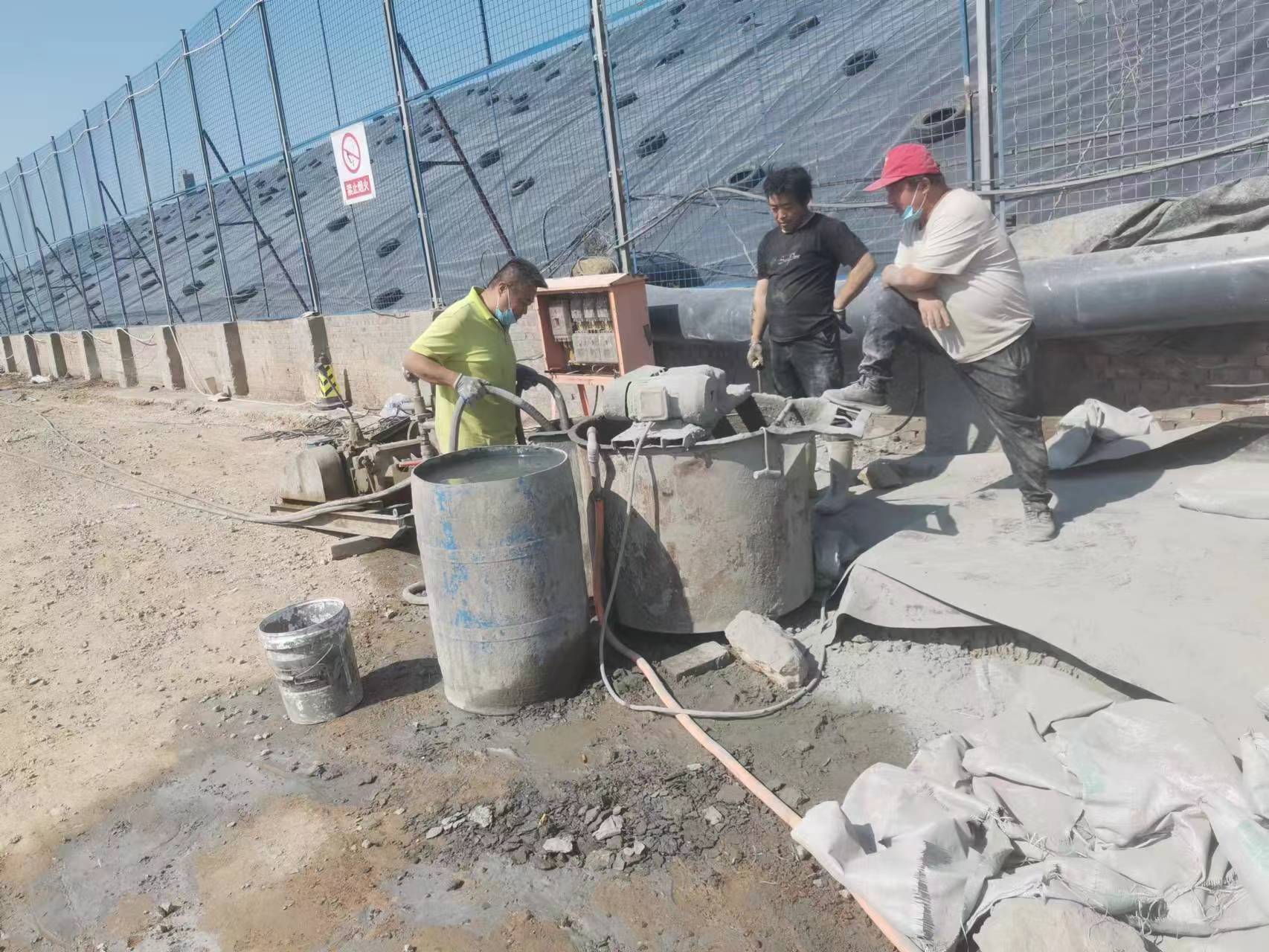 叠彩袖阀管注浆